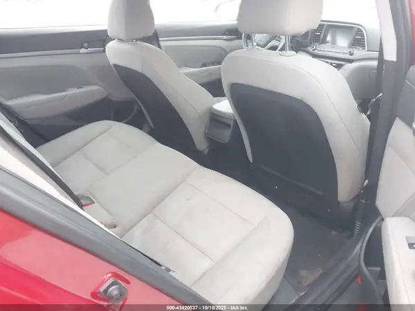 5NPD84LFXJH348927 2018 HYUNDAI ELANTRA - Image 8