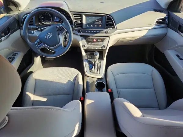 5NPD84LFXJH353559 2018 HYUNDAI ELANTRA - Image 8