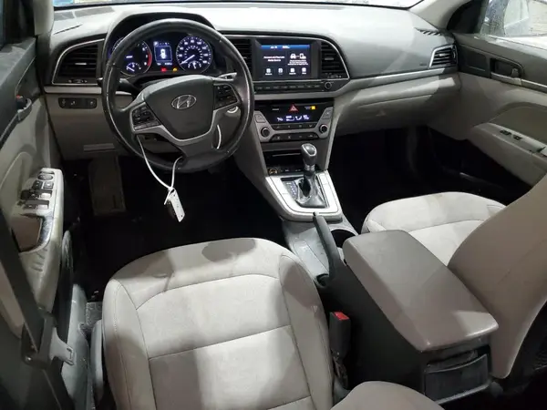 5NPD84LFXJH354260 2018 HYUNDAI ELANTRA - Image 8