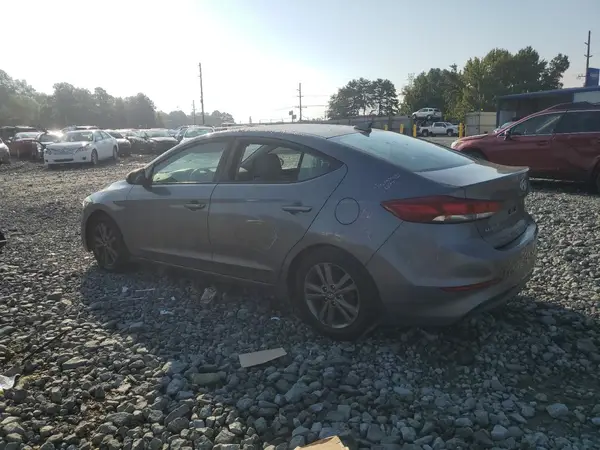 5NPD84LFXJH357403 2018 HYUNDAI ELANTRA - Image 2