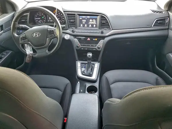 5NPD84LFXJH357532 2018 HYUNDAI ELANTRA - Image 8
