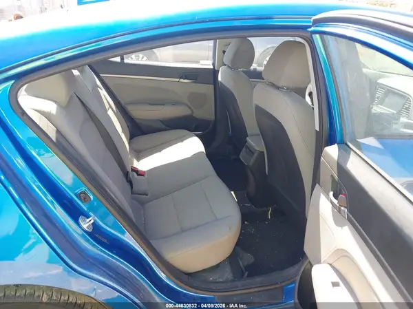 5NPD84LFXJH357983 2018 HYUNDAI ELANTRA - Image 8
