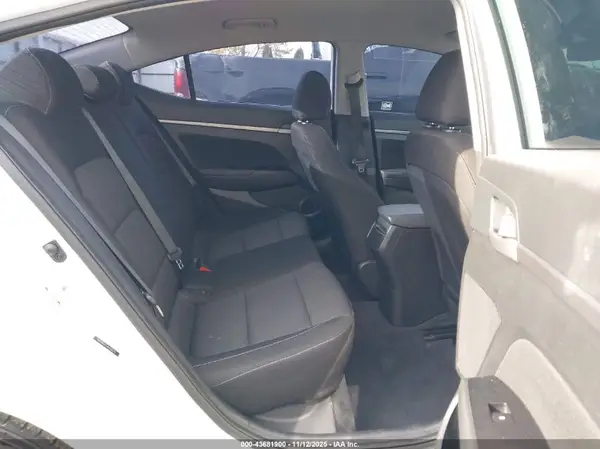 5NPD84LFXJH358275 2018 HYUNDAI ELANTRA - Image 8