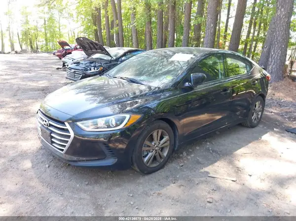 5NPD84LFXJH358504 2018 HYUNDAI ELANTRA - Image 2