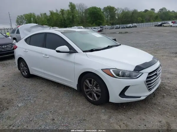 5NPD84LFXJH358955 2018 HYUNDAI ELANTRA - Image 1