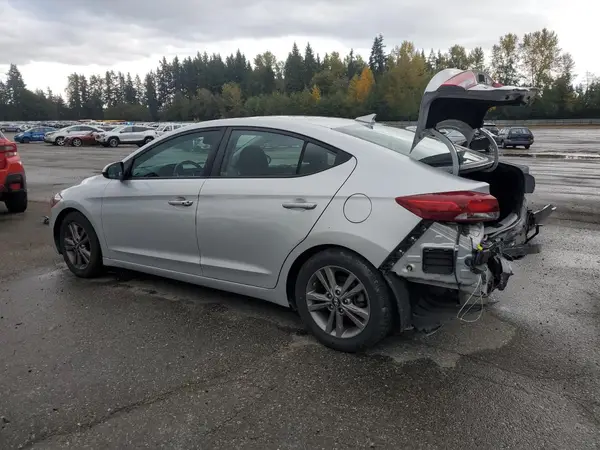 5NPD84LFXJH359023 2018 HYUNDAI ELANTRA - Image 2