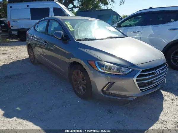 5NPD84LFXJH361838 2018 HYUNDAI ELANTRA - Image 1