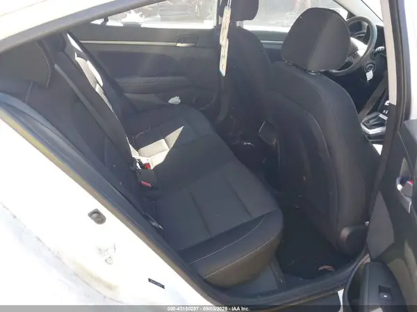5NPD84LFXJH363475 2018 HYUNDAI ELANTRA - Image 8