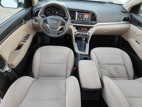 5NPD84LFXJH363685 2018 HYUNDAI ELANTRA - Image 8