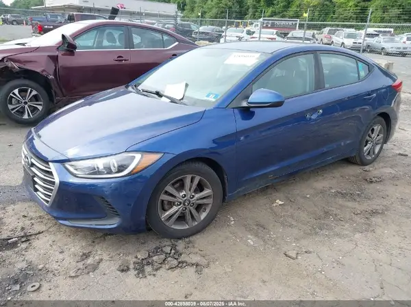 5NPD84LFXJH366814 2018 HYUNDAI ELANTRA - Image 2
