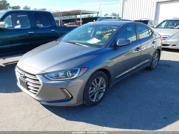 5NPD84LFXJH367414 2018 HYUNDAI ELANTRA - Image 2