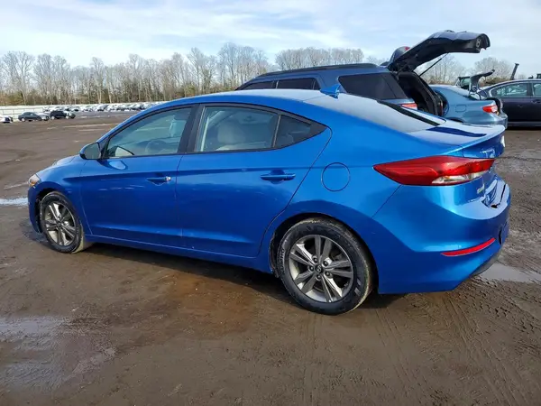 5NPD84LFXJH367865 2018 HYUNDAI ELANTRA - Image 2