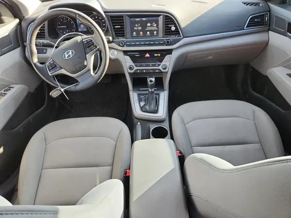 5NPD84LFXJH370023 2018 HYUNDAI ELANTRA - Image 8