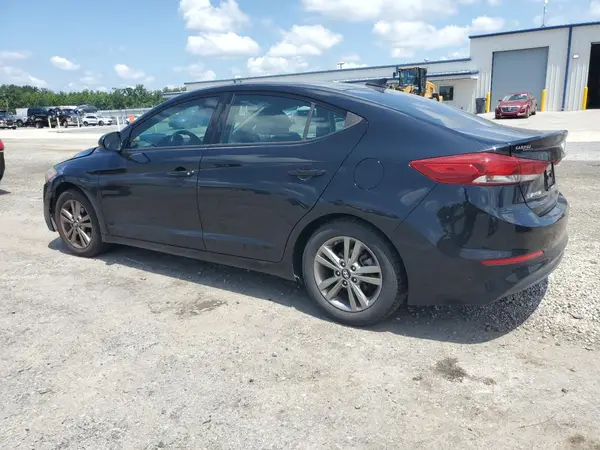 5NPD84LFXJH371902 2018 HYUNDAI ELANTRA - Image 2