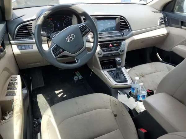 5NPD84LFXJH371902 2018 HYUNDAI ELANTRA - Image 8