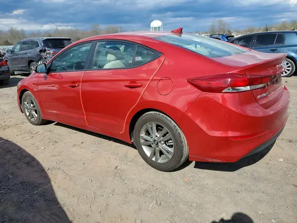 5NPD84LFXJH372175 2018 HYUNDAI ELANTRA - Image 2