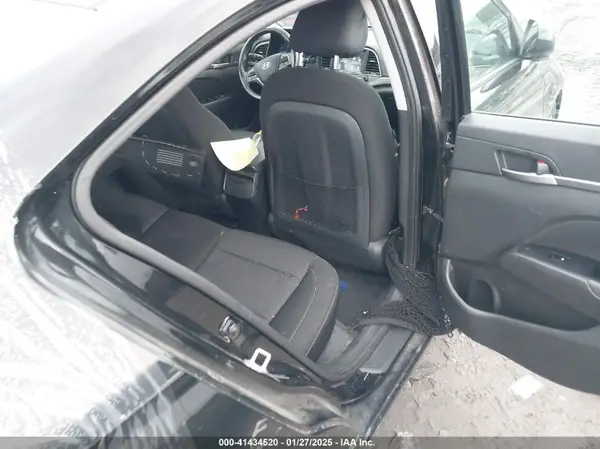 5NPD84LFXJH376162 2018 HYUNDAI ELANTRA - Image 8
