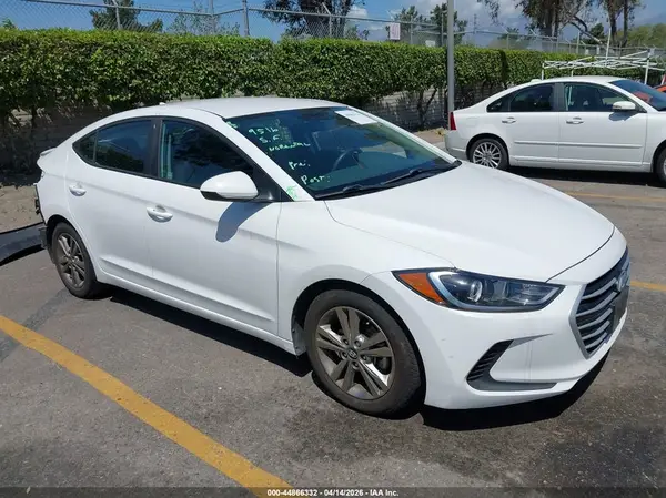 5NPD84LFXJH376372 2018 HYUNDAI ELANTRA - Image 1