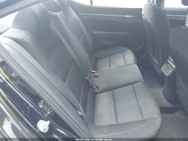 5NPD84LFXJH376596 2018 HYUNDAI ELANTRA - Image 8