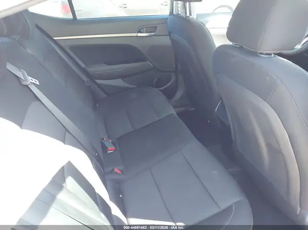 5NPD84LFXJH376629 2018 HYUNDAI ELANTRA - Image 8