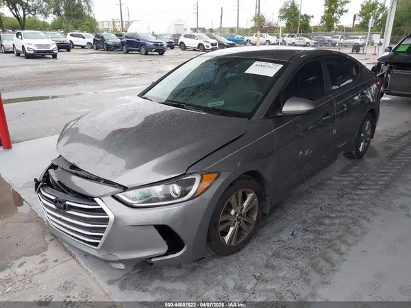 5NPD84LFXJH377201 2018 HYUNDAI ELANTRA - Image 2