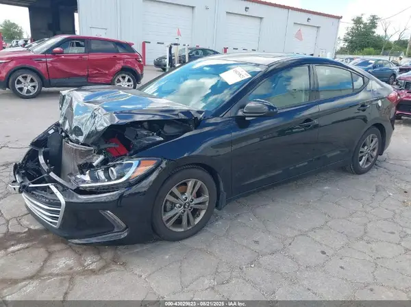 5NPD84LFXJH377473 2018 HYUNDAI ELANTRA - Image 2