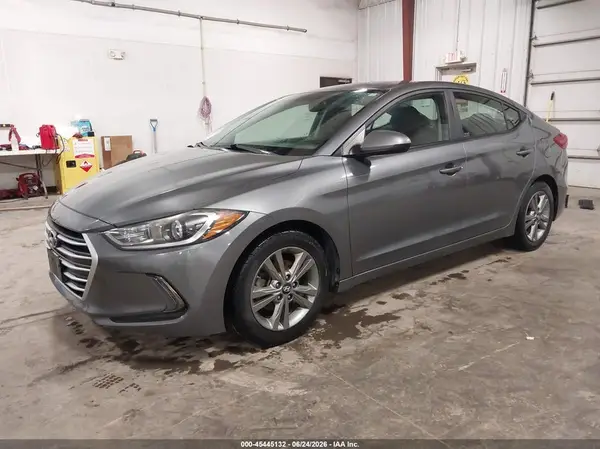 5NPD84LFXJH378705 2018 HYUNDAI ELANTRA - Image 2