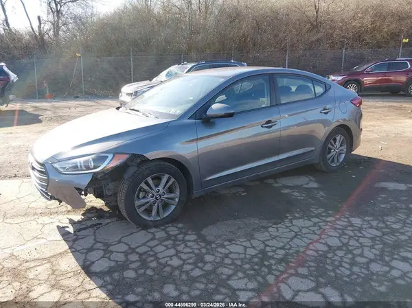 5NPD84LFXJH378803 2018 HYUNDAI ELANTRA - Image 2