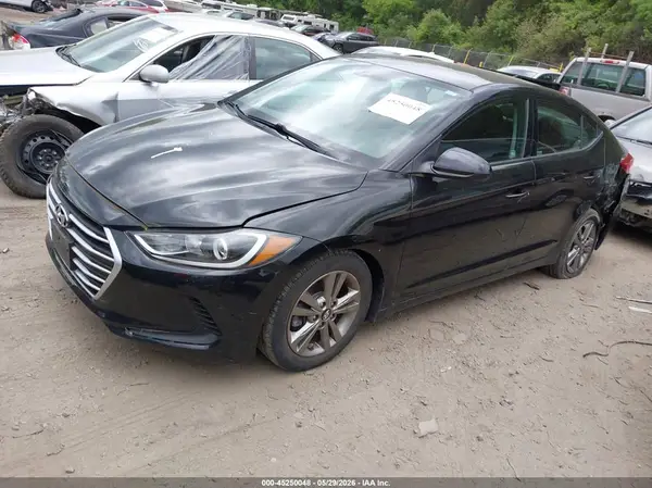 5NPD84LFXJH379708 2018 HYUNDAI ELANTRA - Image 2