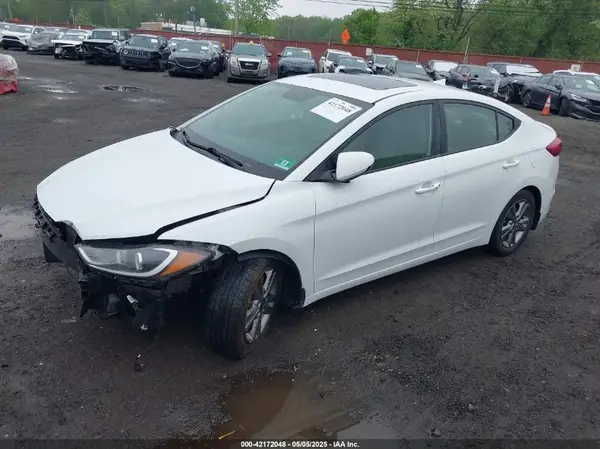 5NPD84LFXJH379997 2018 HYUNDAI ELANTRA - Image 2