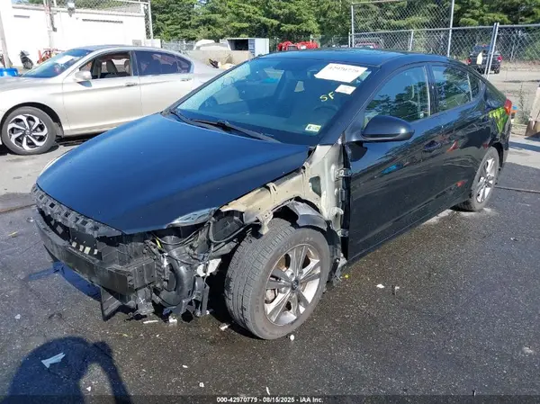 5NPD84LFXJH382687 2018 HYUNDAI ELANTRA - Image 2