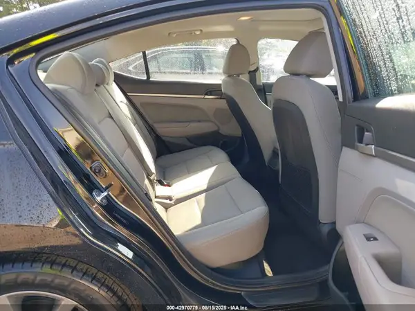 5NPD84LFXJH382687 2018 HYUNDAI ELANTRA - Image 8