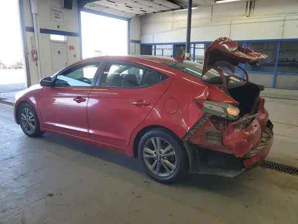 5NPD84LFXJH384830 2018 HYUNDAI ELANTRA - Image 2