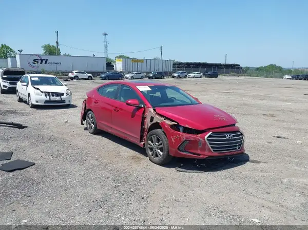 5NPD84LFXJH384875 2018 HYUNDAI ELANTRA - Image 1