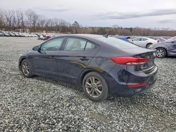 5NPD84LFXJH386545 2018 HYUNDAI ELANTRA - Image 2