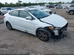 5NPD84LFXJH390773 2018 HYUNDAI ELANTRA