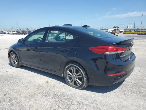5NPD84LFXJH390840 2018 HYUNDAI ELANTRA - Image 2