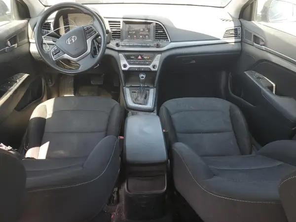 5NPD84LFXJH390840 2018 HYUNDAI ELANTRA - Image 8