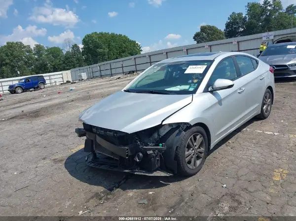 5NPD84LFXJH391549 2018 HYUNDAI ELANTRA - Image 2