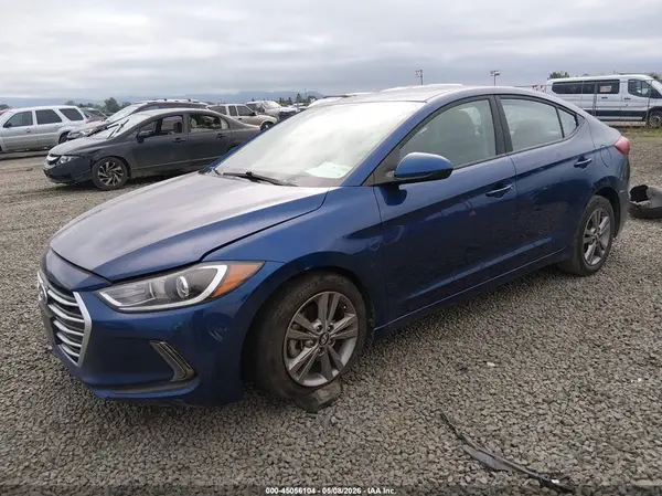5NPD84LFXJH393141 2018 HYUNDAI ELANTRA - Image 2