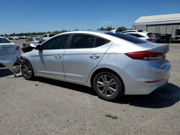 5NPD84LFXJH394855 2018 HYUNDAI ELANTRA - Image 2