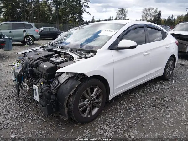 5NPD84LFXJH395102 2018 HYUNDAI ELANTRA - Image 2