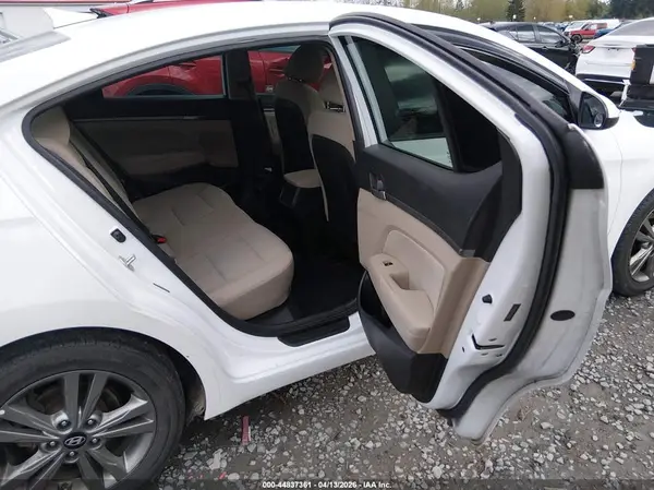 5NPD84LFXJH395102 2018 HYUNDAI ELANTRA - Image 8