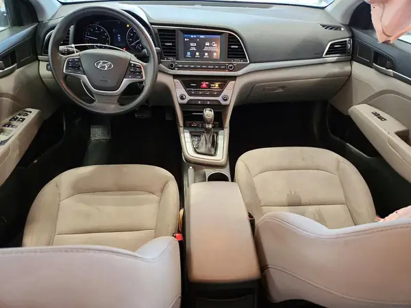 5NPD84LFXJH395911 2018 HYUNDAI ELANTRA - Image 8