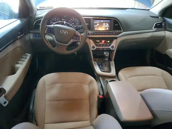 5NPD84LFXJH396637 2018 HYUNDAI ELANTRA - Image 8