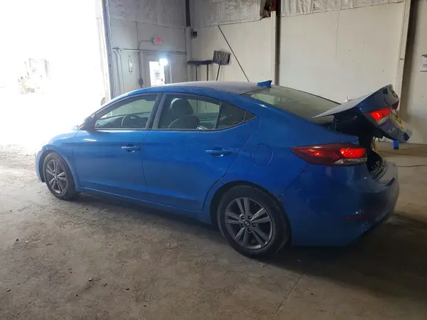 5NPD84LFXJH397576 2018 HYUNDAI ELANTRA - Image 2