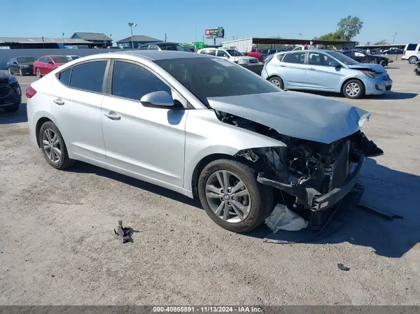 5NPD84LFXJH400069 2018 HYUNDAI ELANTRA - Image 1