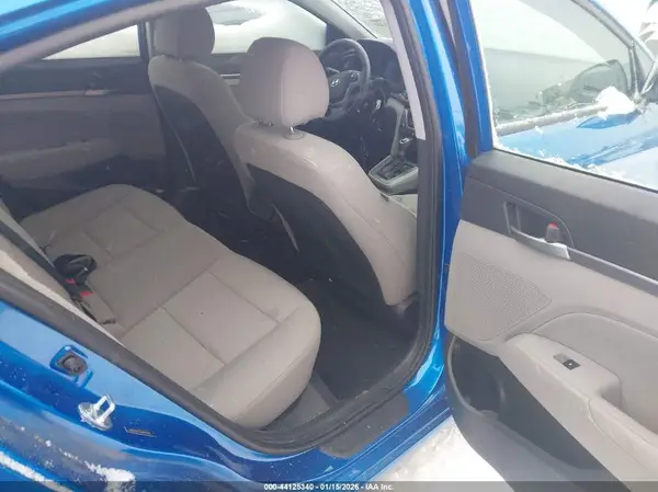 5NPD84LFXJH401190 2018 HYUNDAI ELANTRA - Image 8
