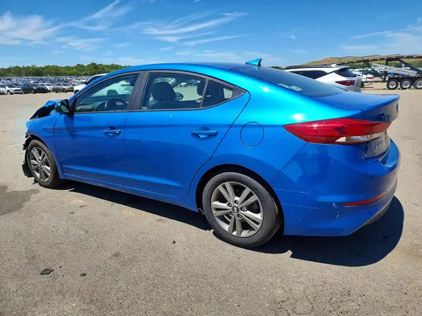 5NPD84LFXJH402906 2018 HYUNDAI ELANTRA - Image 2