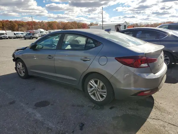 5NPD84LFXKH405578 2019 HYUNDAI ELANTRA - Image 2